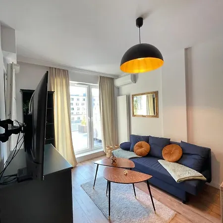 Apartament Z Tarasem Sokolska Towers דירה
